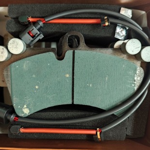 �m�ÊW��Q7�x܇ǰƬ ��܇�մɱPʽ�Ƅ����rƬ MT0805-L008D