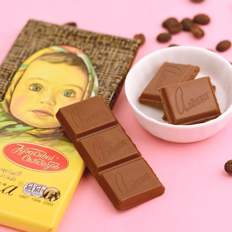 Russia imported big head doll chocolate 90g hazelnut vanilla milk chocolate wedding candy