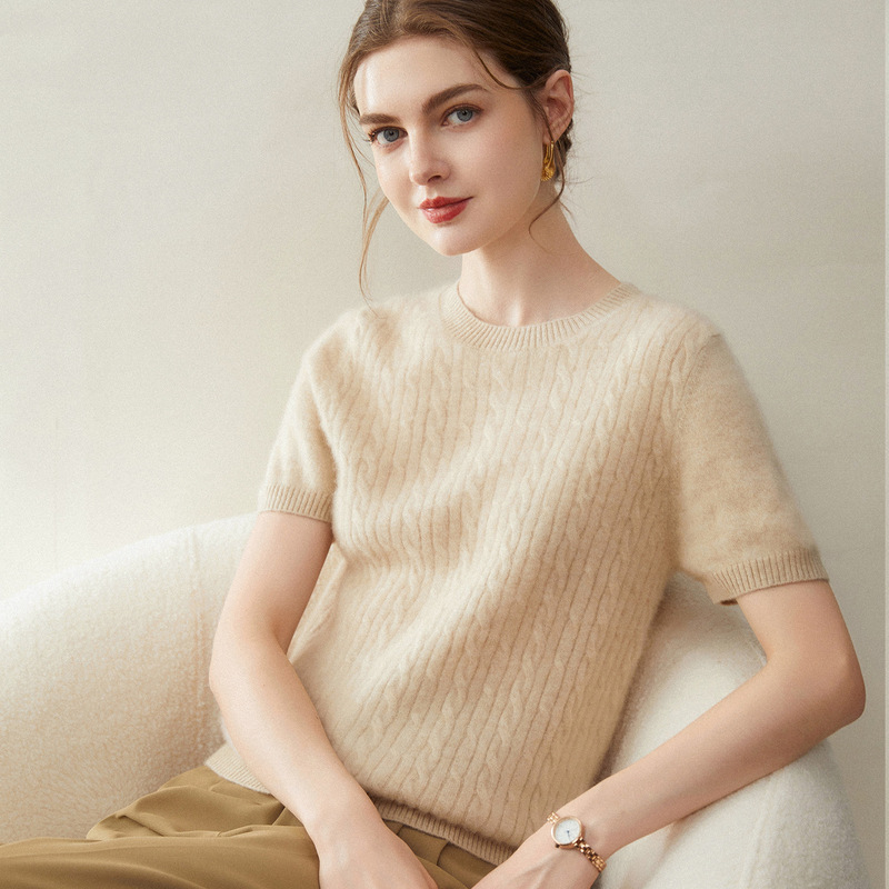 100% Pure Cashmere 25 Autumn and Winter New Round Neck Twist Short-Sleeved Pure Color Casual Fashion Versatile Pullover Top 100% Pure Cashmere 25 Autumn and Winter New Round Neck Twist Short-Sleeved Pure Color Casual Fashion Versatile Pullover Top