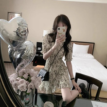 法式碎花连衣裙女夏季小个子茶歇复古温柔收腰显瘦减龄雪纺短裙子