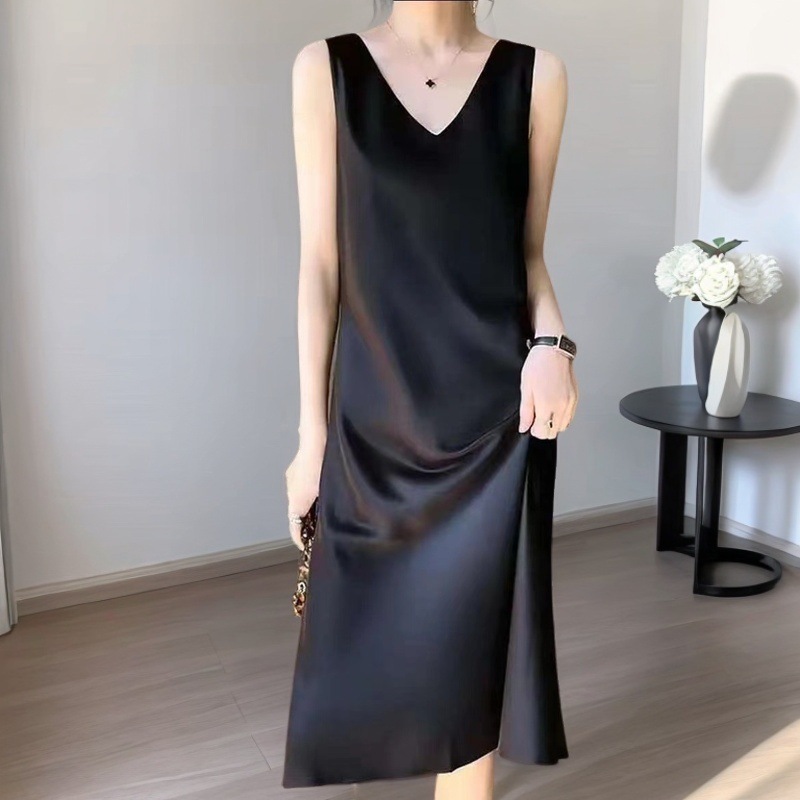 Solid color black long summer slip dress sleevless