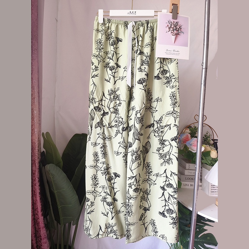 녹색 배경 가지