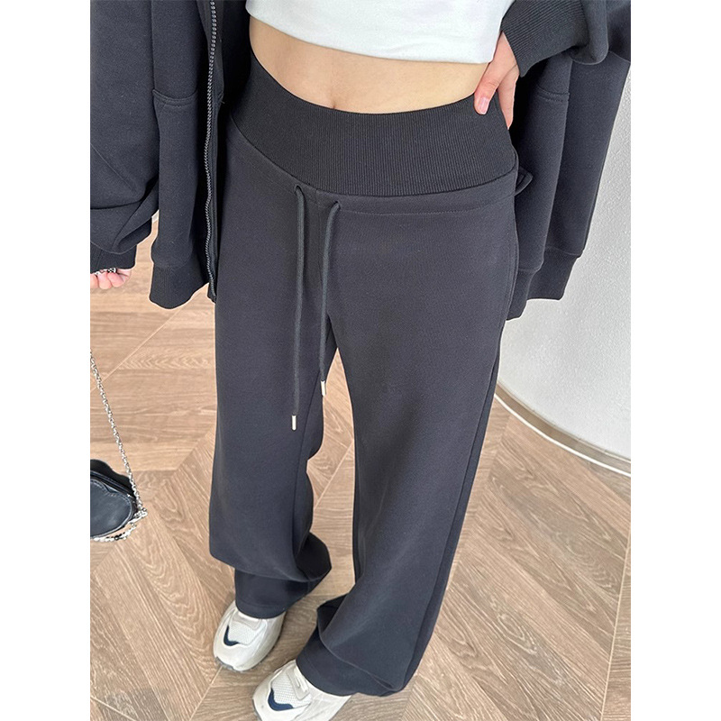 Pantalones de deporte negros de mujer pequeño otoño y invierno nuevo estilo de cintura alta sensación de caída pantalones casuales sueltos pantalones rectos de piernas anchas
