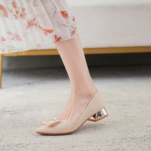 Ladies Low Heels 2024 Spring New Soft Leather Professional Thick Heel Single Shoes Wide Foot Large Size Women's Shoes 40-43