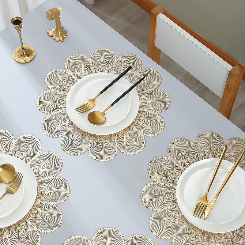 Cross-border Petals Placemat PVC Bronzing Hollow Waterproof Coaster Dining Table Anti-ironing Mat Household Table Mat Household Supplies