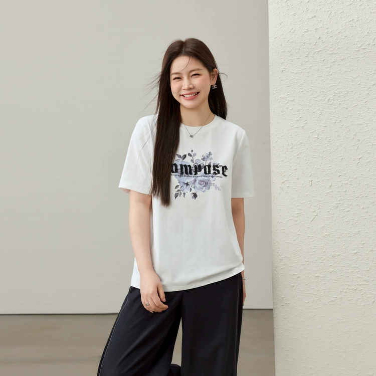 [Модная элегантная, универсальная футболка с короткими рукавами для похудения] Тонкая и красивая женская одежда больших размеров, толстая мм, 2025, новый летний стиль