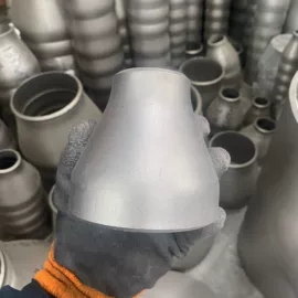 法兰;异径管;三通