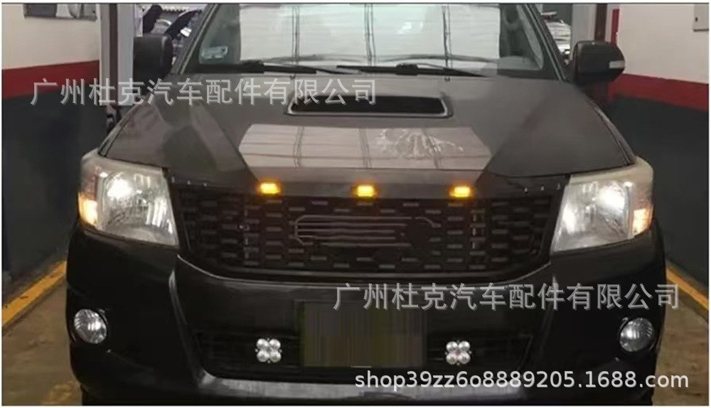 Suitable for Toyota Hilux Hilux Vigo Grille 05-11 Air Intake Grille Grille Pickup Truck Modified Grille