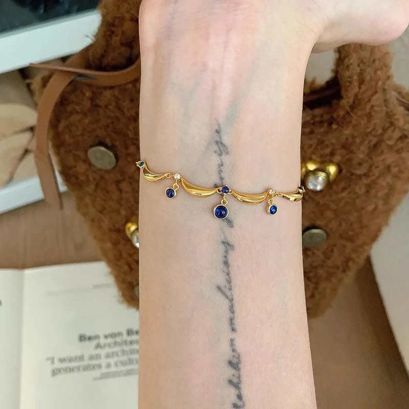 Little Red Book Explosions Ancient Glaze Craft Lace Blue Drop Series French Retro Sapphire Tassel Bracelet