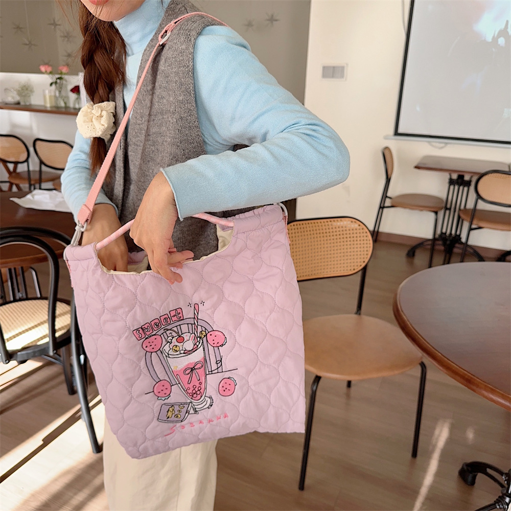 31223 Quilted soft crossbody bag, large capacity hand-held shoulder bag, cartoon embroidered little rabbit student handbag undefined