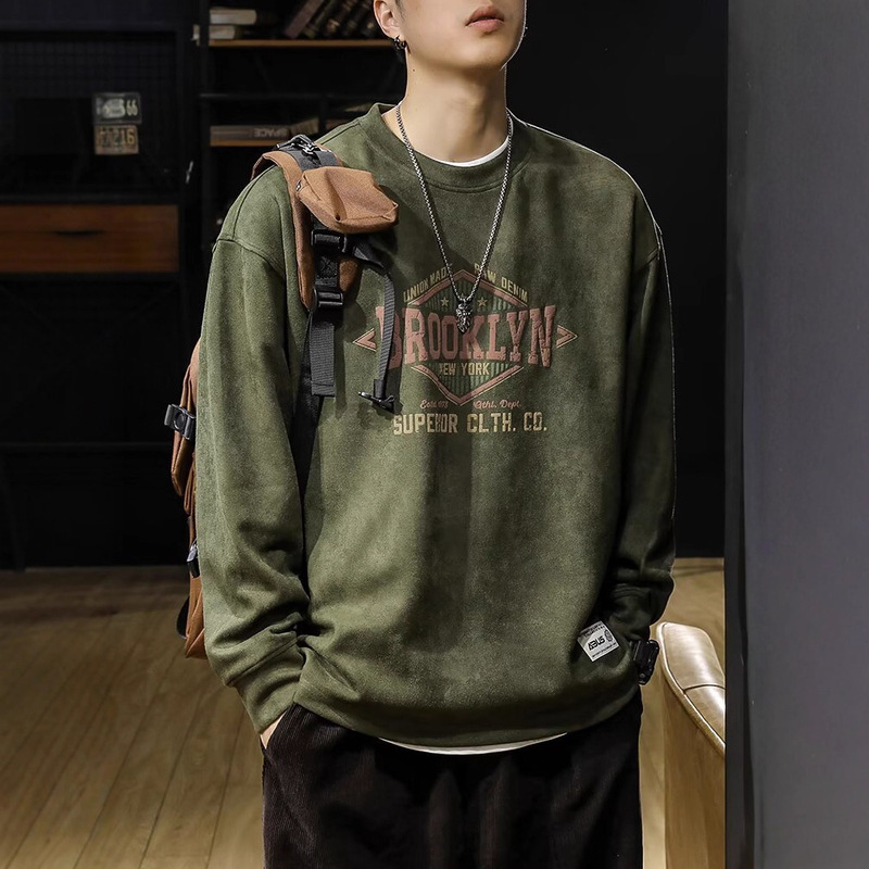 American Retro Suede Sweatshirt for Men, Spring and Autumn Loose Trendy Brand Round Neck Long Sleeve Men's Top Jacket Shirt Trendy American Retro Suede Sweatshirt for Men, Spring and Autumn Loose Trendy Brand Round Neck Long Sleeve Men's Top Jacket Shirt Trendy