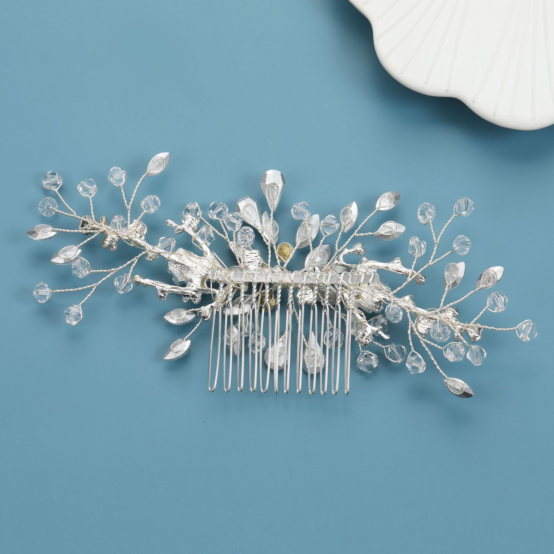 Glam, Wedding Style Silver Color Baroque Alloy Flower Rhinestone Hair Comb Bride Accessories Wholesale