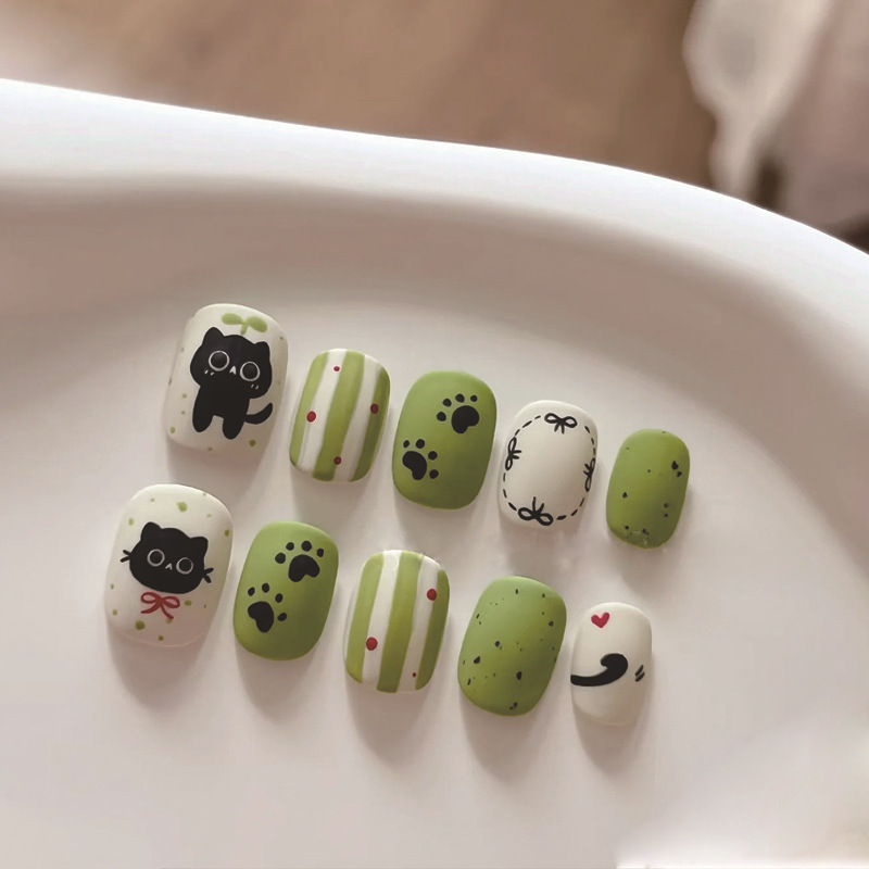 Cartoon Cat Wears Manicure Stickers, Removable Student High-End Whitening Short Green Fake Nails Finished Product