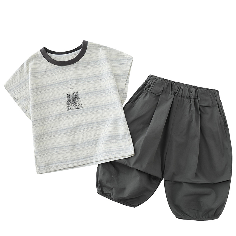 8132 traje de verano para niños 2025 nuevos pantalones cortos de manga corta de moda para niños de dos piezas ropa de verano para bebés de moda