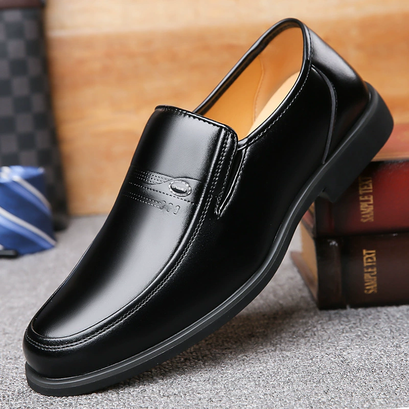 Кожаная обувь, Мужская Весна 2023, новая модная деловая повседневная обувь в британском стиле с мягкой подошвой, обувь для пап без шнуровки