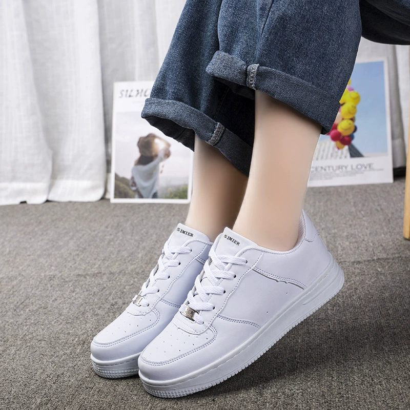 Unisex white leisure sneakers, comfortable cushioned low‑top, casual everyday shoes