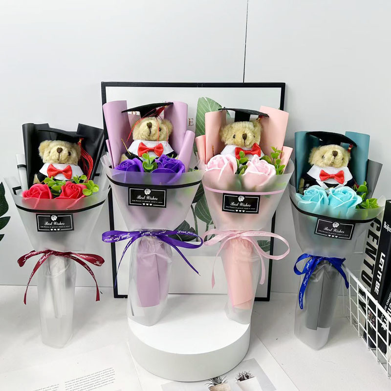 ヒマワリ幼稚園児卒業イベントプレゼント写真撮影卒業式博士熊漫画花束|undefined