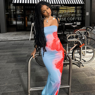 Cross-border women's clothing Europe and the United States ins sexy slim-fit printed tube-like open hip long dress factory wholesale