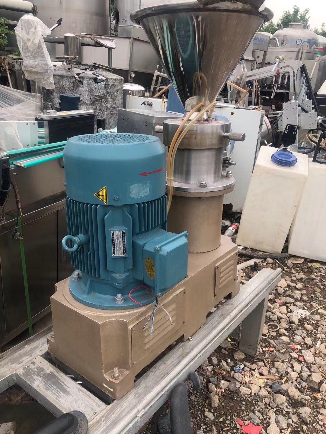 出售二手食品研磨多功能电动磨 花生芝麻果蔬磨浆机 回收