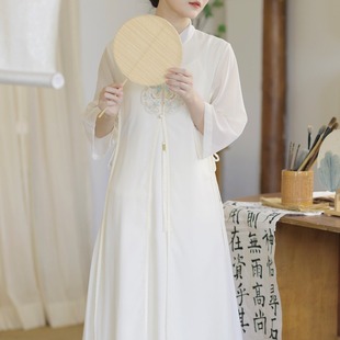 2024�ļ��¿�͹��Ї��L�������۶U����Ů�̽�ѩ���߷����B��ȹ