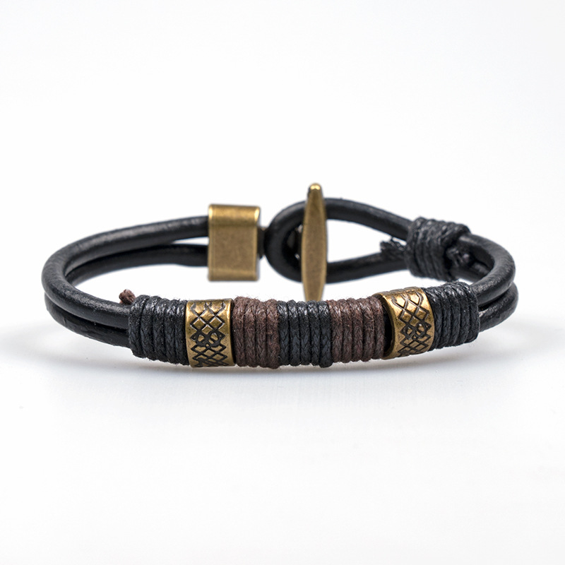 All Seasons Season Men's Gender Vacation Simple Style Solid Color 304 Stainless Steel Pu Leather Lines Men's Bangle Men Cord & Leather Bracelets