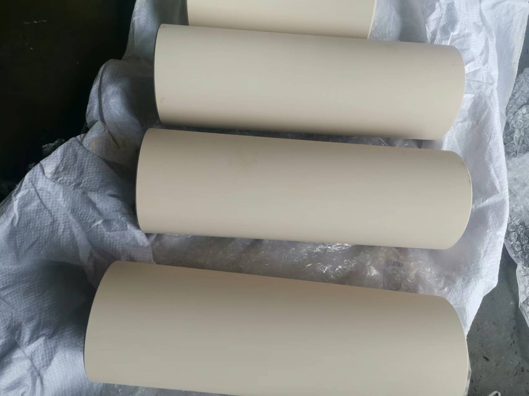 ����������������ĥ�͸��¾۰����轺���ֹ�ҵXNBR�����𽺹�