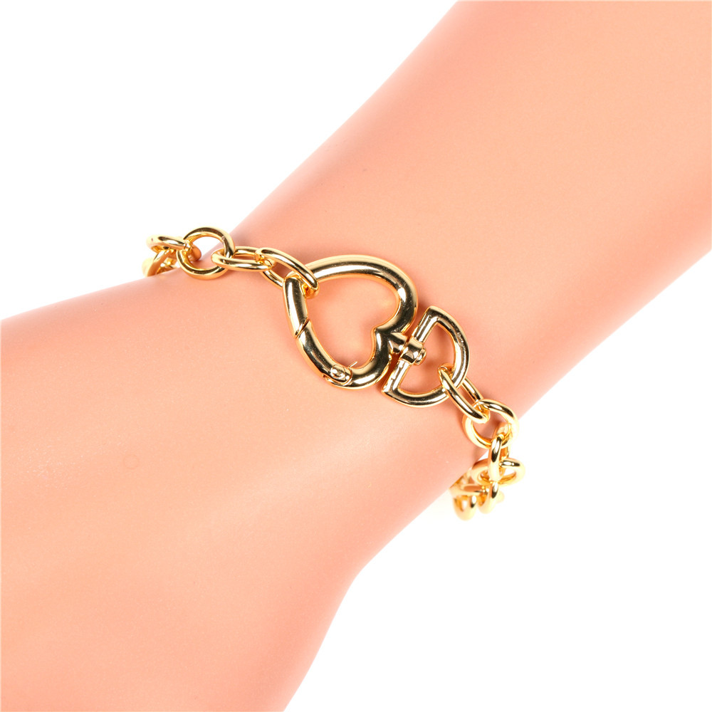 Einfache Mode Liebe Schnalle Schloss Armband Set display picture 8