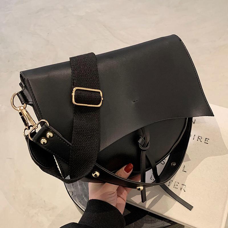 New Hot Sale Retro Minimalist Luxury Niche Design Saddle Bag PU Solid Color Women's Commuter Versatile Crossbody Bag - Thumbnail 2