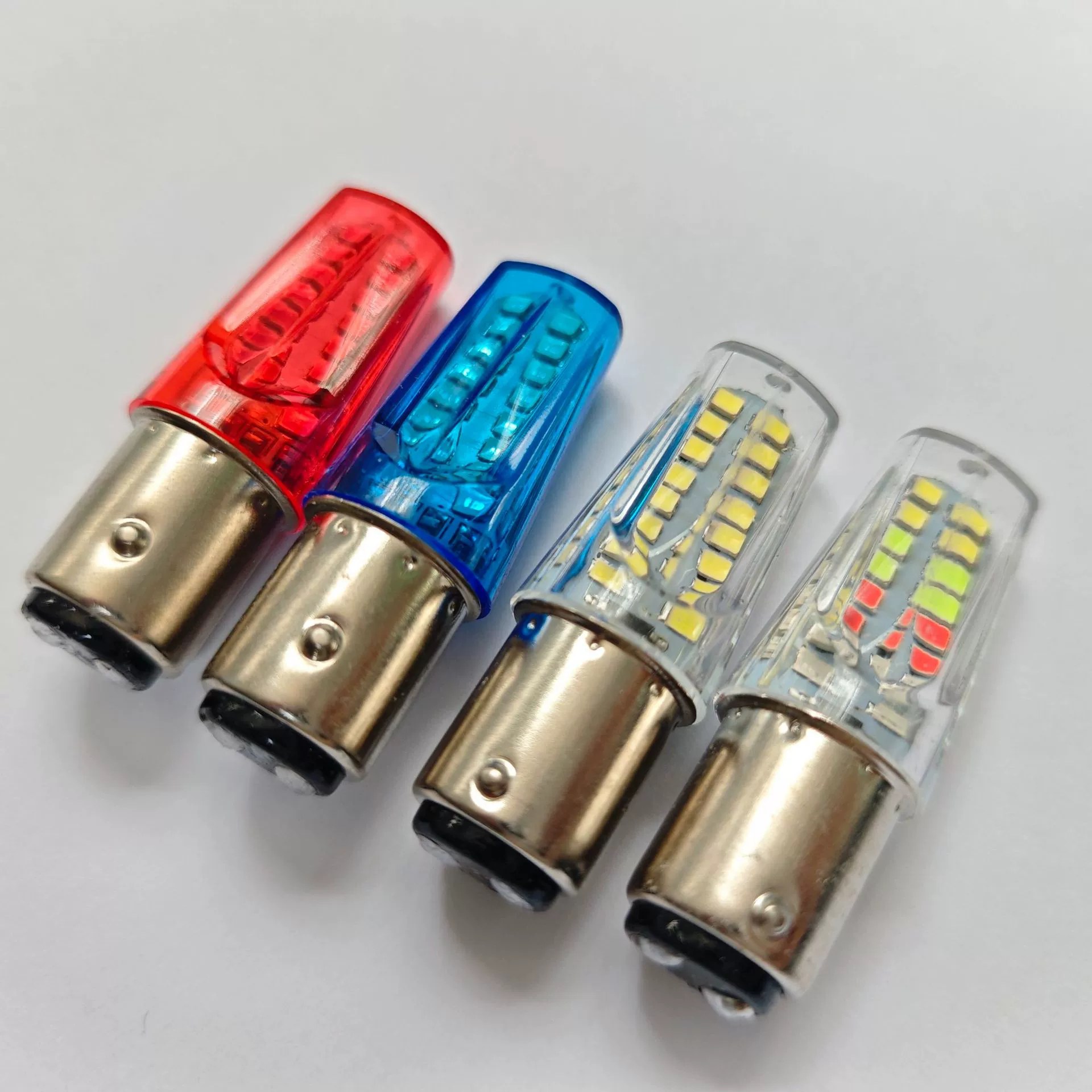 Кросс-бордерный мотоциклетный автомобильный светодиодный стоп-сигнал с миганием 1157 2835 32SMD RGB, цветной хвостовой фонарь с эффектом текущей воды