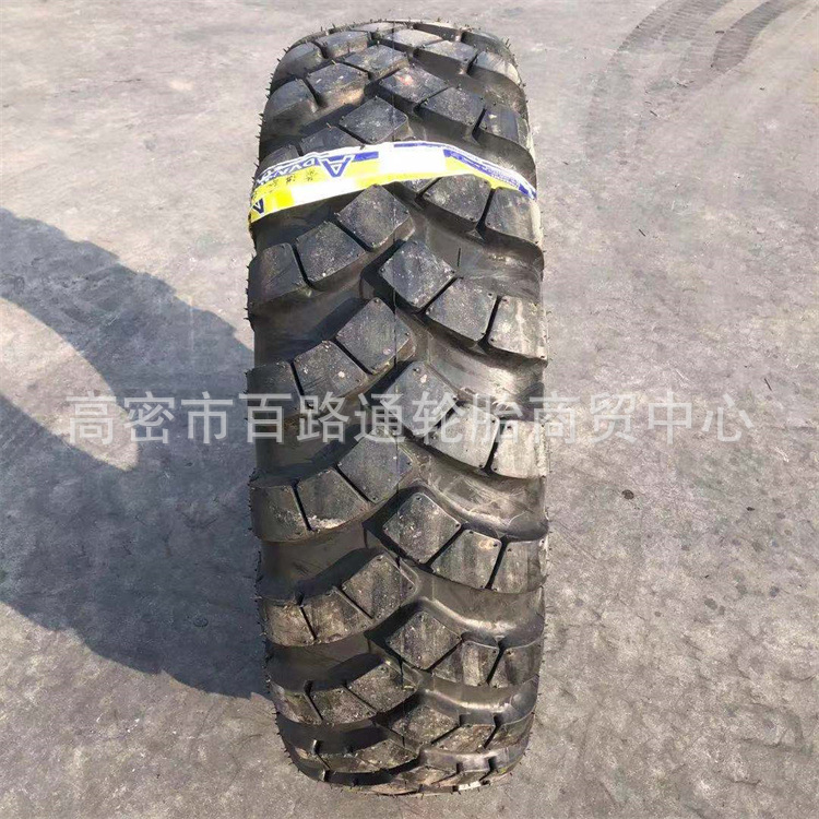 厂家供应12.5-20越野轮胎12.5-20炮车轮胎18层级加厚耐磨