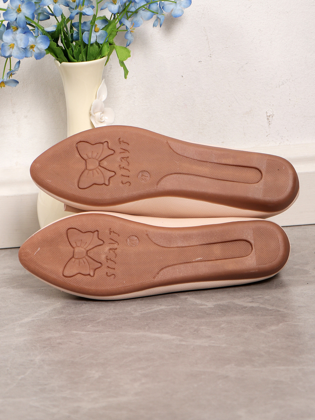 Women's Casual Solid Color Point Toe Flats display picture 4