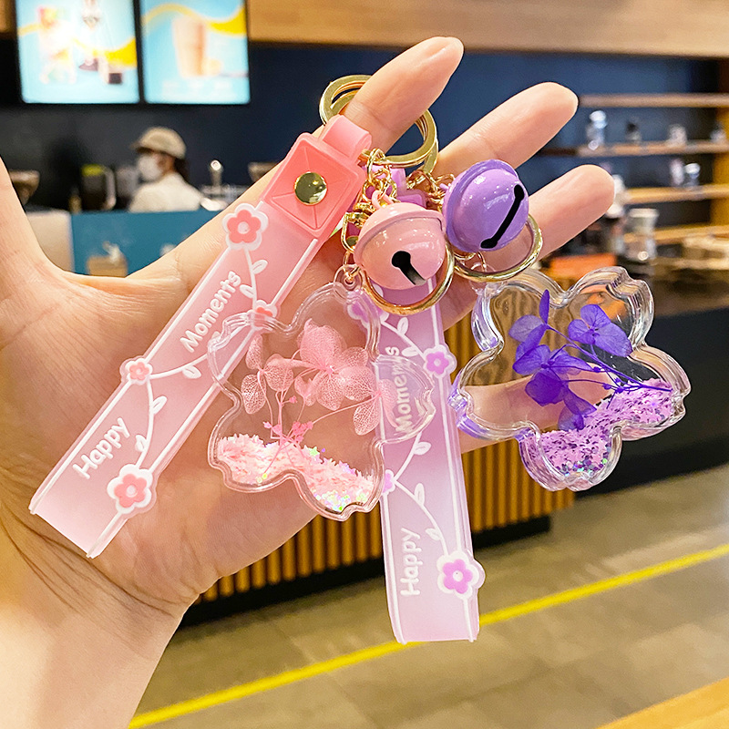 Quicksand bottle key chain exquisite women's book bag pendant children's pendant small jewelry cute women's hanging chain decorative pendant