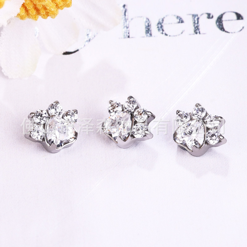 Pointed titanium steel lip stud product view