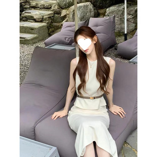 Korean Drama Women Wear High-end Age-reducing Stylish Fashion Royal Sister Xiao Xiang Style White Sleeveless Top Skirt suit
