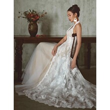 法式轻婚纱2025新款高档感森系超仙礼服气质蕾丝挂脖迎宾出门纱女