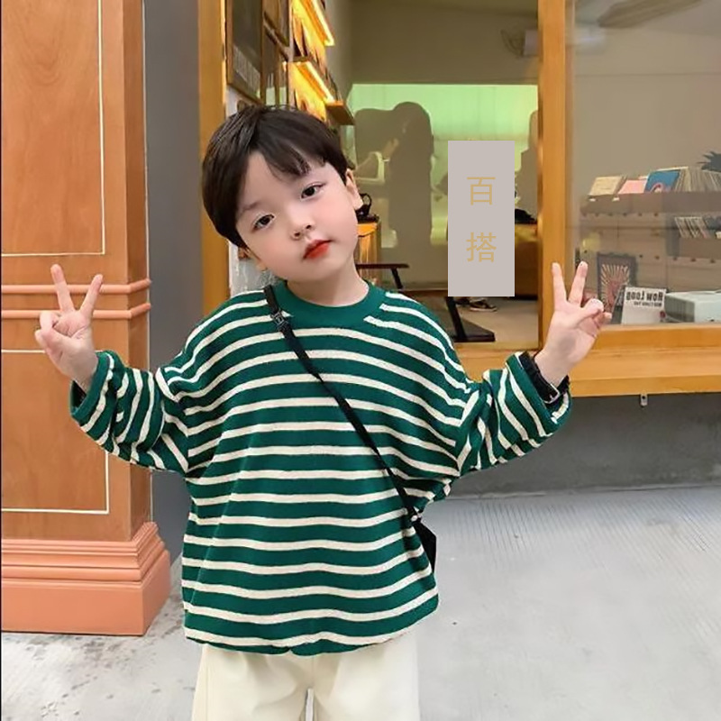 소년의 긴팔 티셔츠 2025 새로운 봄과 가을 큰 어린이 잘 생긴 줄무늬 땀 소년 스타일리시 탑