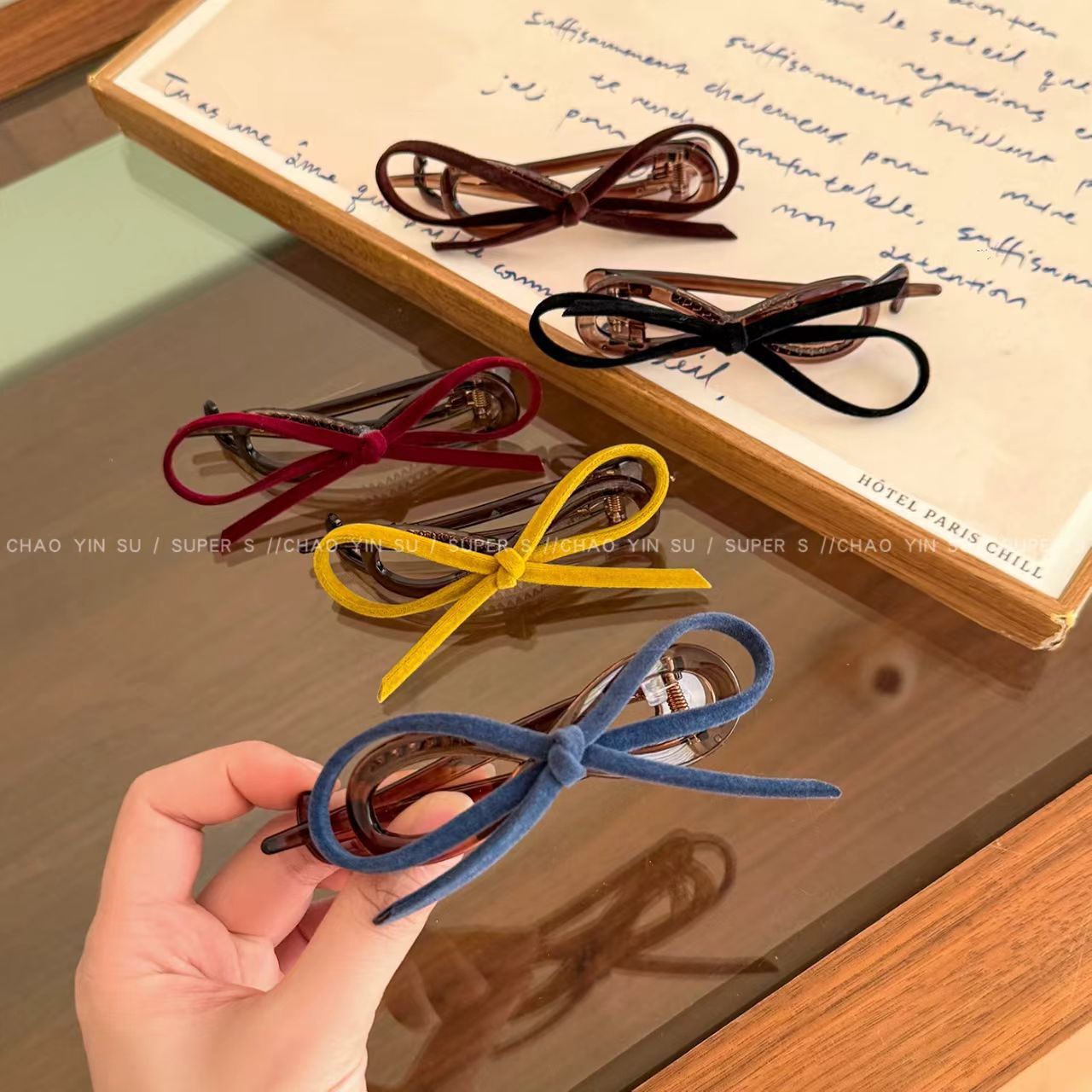 韩国秋冬新款彩色丝绒蝴蝶结扭扭夹发夹 时尚复古高级感头饰发饰