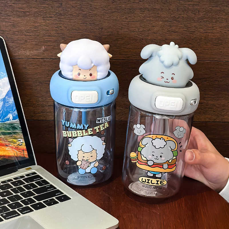 Felicia cabra gris lobo Tritan taza de agua taza de plástico de alto valor facial taza de mano especial para niños y estudiantes escolares