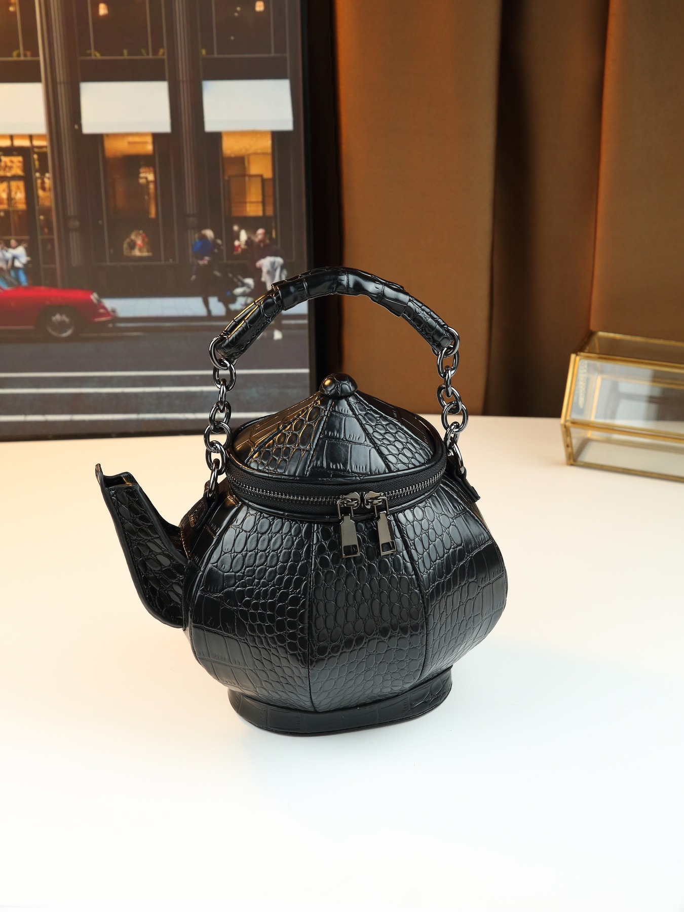 Quirky Crocodile Pattern Shoulder Bag Novelty Teapot Shaped Handbag_voghion.com