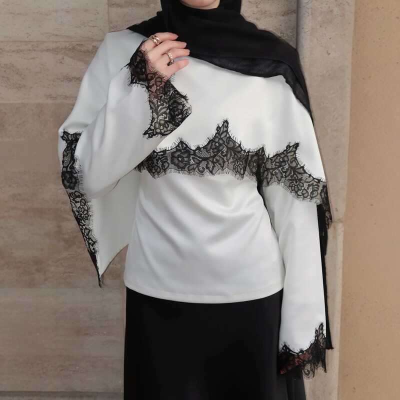 In-Stock 2026 New Women's Lace Patchwork Satin Long-Sleeve T-Shirt Fashion Shawl Versatile Top