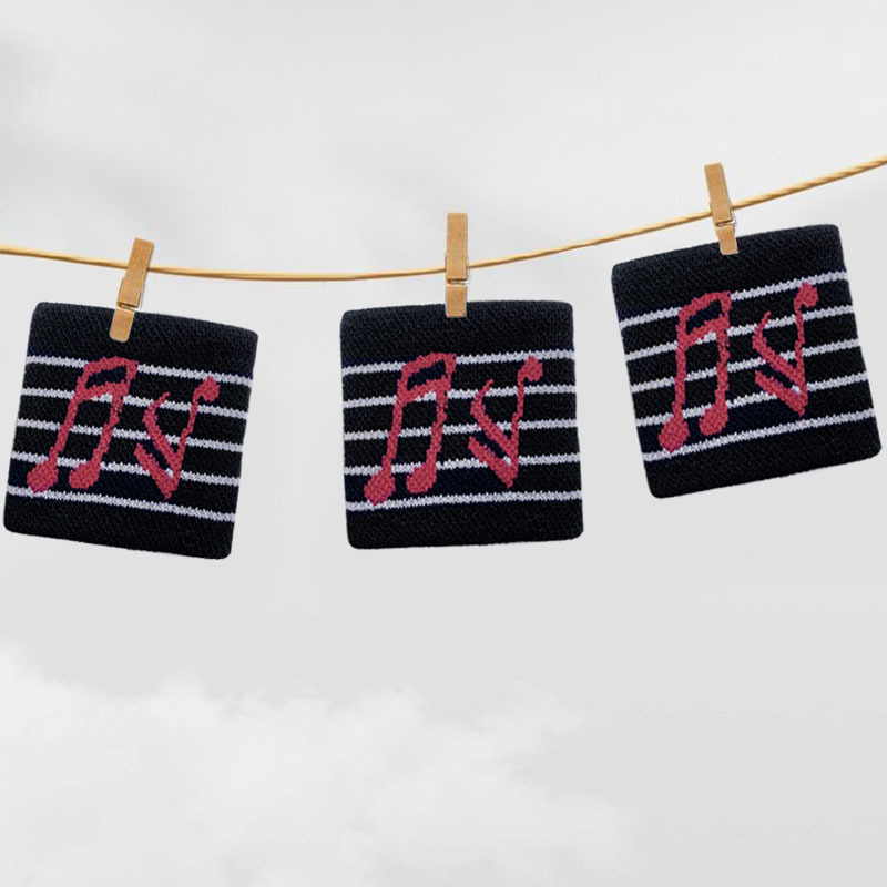 �˶�������Ů������������͸���������ܲ�ѵ������������Ʒ����