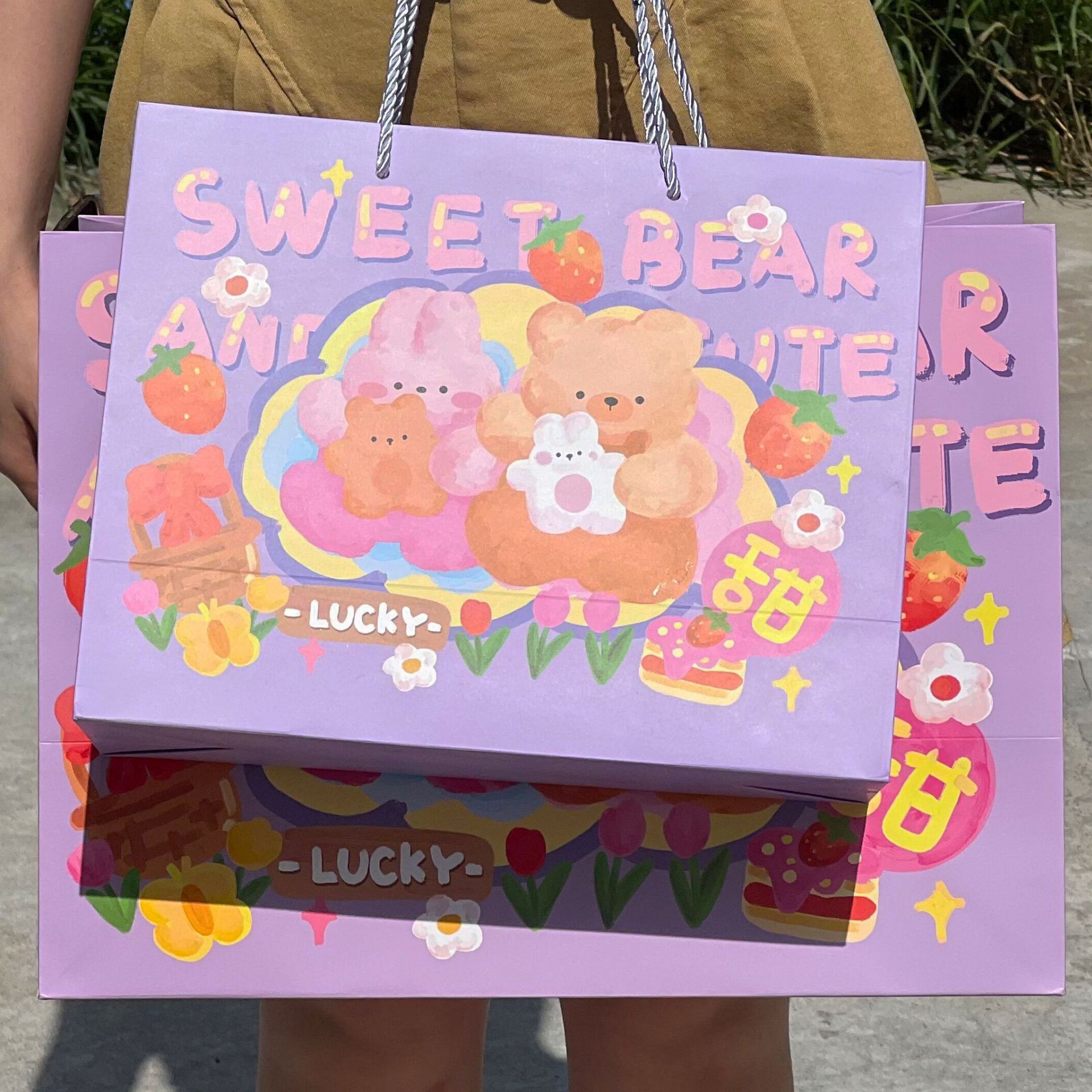 보라색 낙서 곰  흰색 판지  작은 (30cm * 12cm * 24cm)