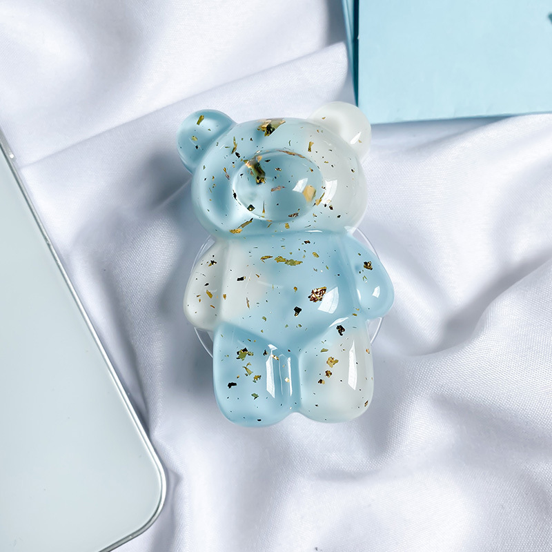 1_0002_Gold foil bear - color contrast - blue and white