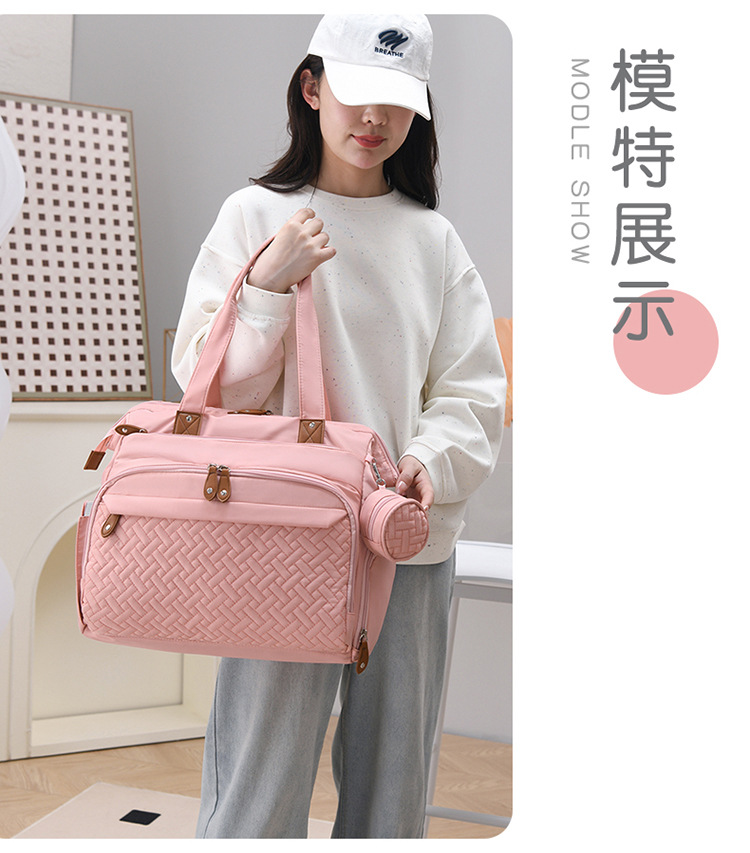 Large-capacity mommy bag, backpack for moms taking kids out, women's casual and versatile backpack, mother and baby bag, fashionable mom bag undefined