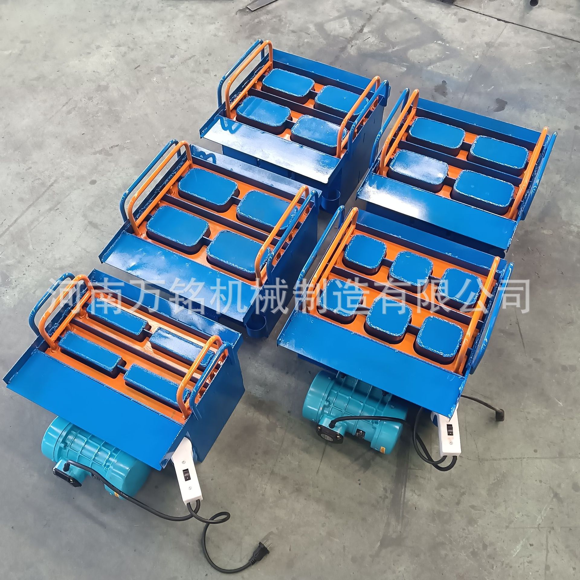 Exportación de Asia central y semiautomática máquina de formación de bloques huecos pequeña máquina de ladrillo de cemento sin quemar máquina de ladrillo de residuos de construcción