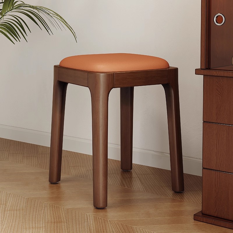 Silla de comedor de madera maciza doméstica 2025 nueva silla taburete de comedor pequeño taburete puede apilar taburetes cuadrados taburetes de mesa de comedor medieval sillas