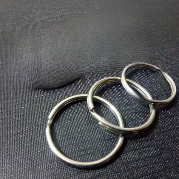 Factory wholesale metal flat key ring double smooth key ring ring stainless steel car keychain accessories