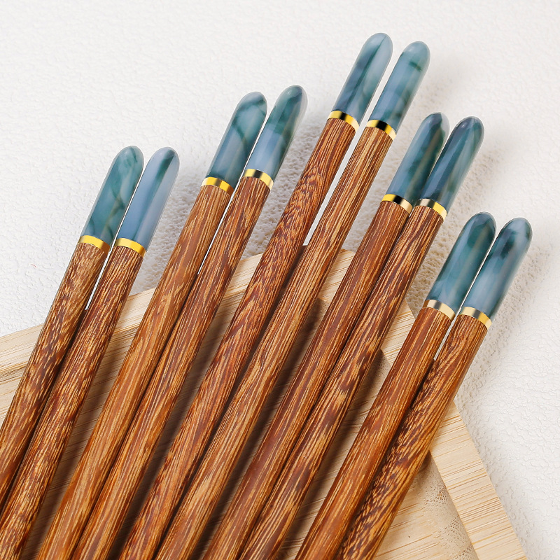 Palillos de madera de ala de pollo, palillos de madera maciza para el hogar, sin pintura, sin cera, comida, una persona, palillos, imitación, jade, regalos, palillos al por mayor