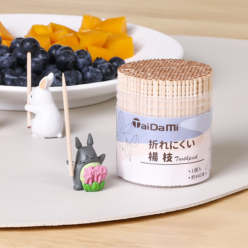 Japanese birch toothpicks, wooden toothpicks, bottled toothpicks, disposable wooden poles, household toothpicks, 440 copies