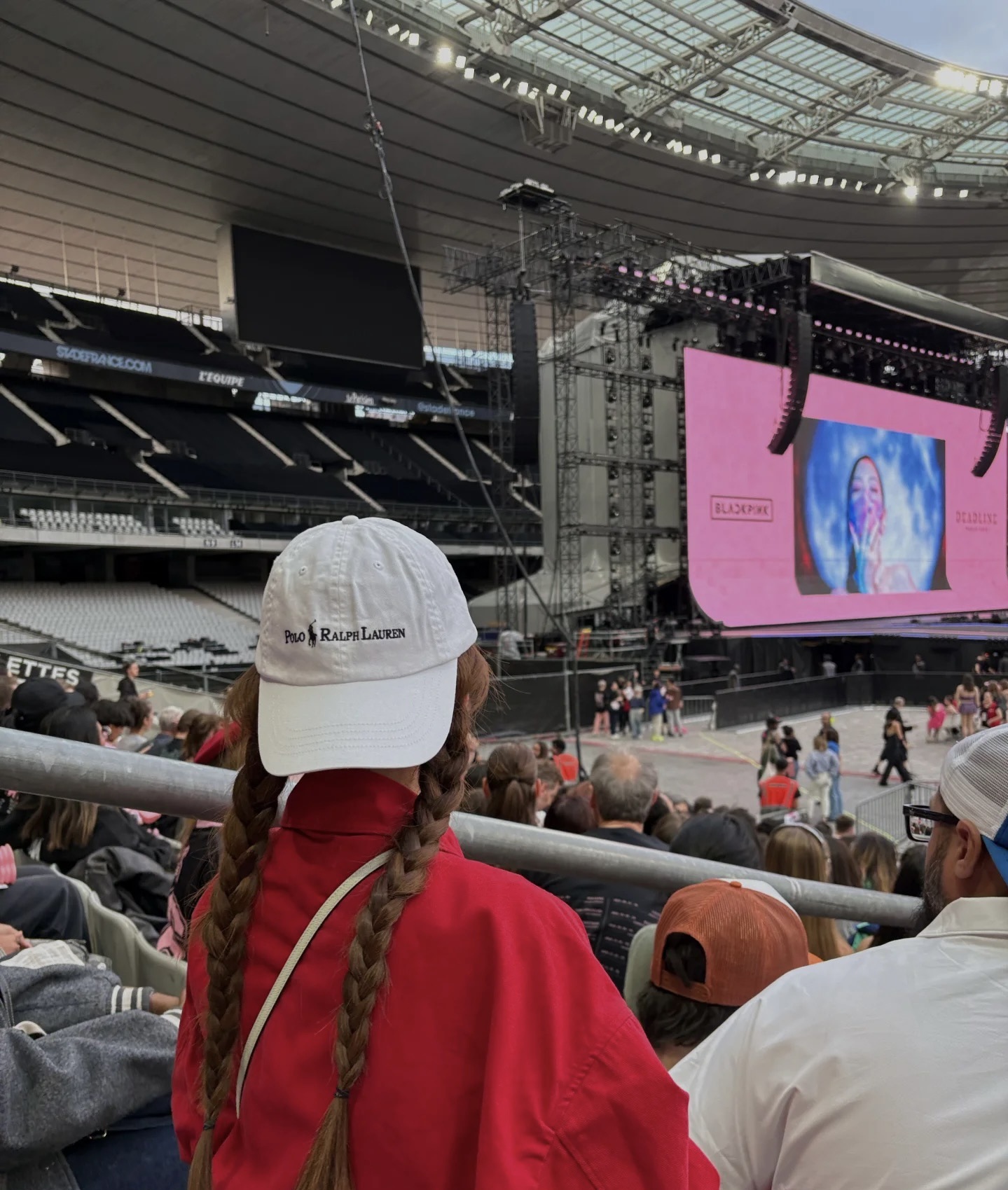 20251011140801_490_556